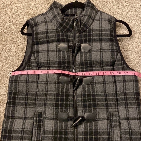 Plaid Toggle Vest‎ Black Gray Sleeveless Puffer Quilted Winter Warm Layering - Picture 9 of 11